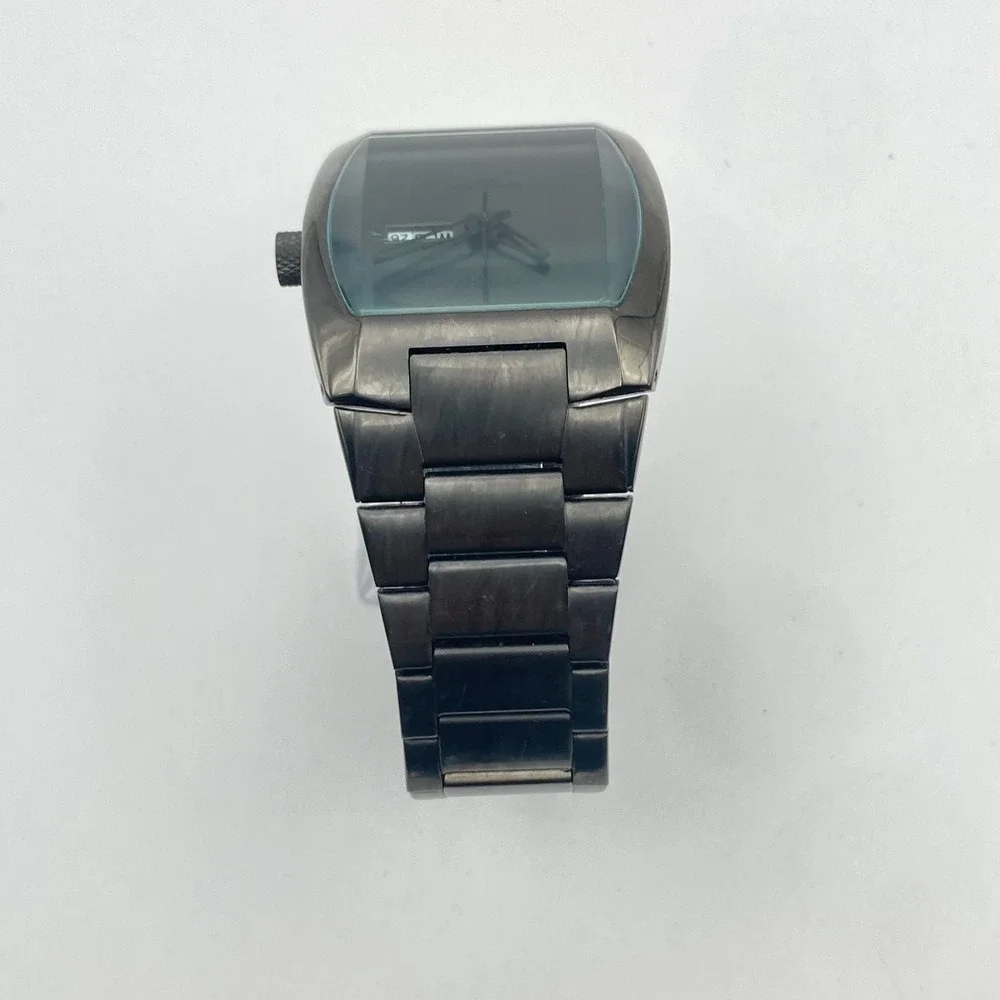 Armitron Mens Watch 39mm Gunmetal Grey Day Date Minimal 50M New Battery 7.75